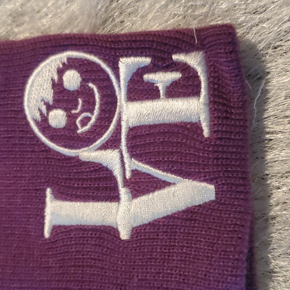 Neff Beanie - Picture 2 of 4